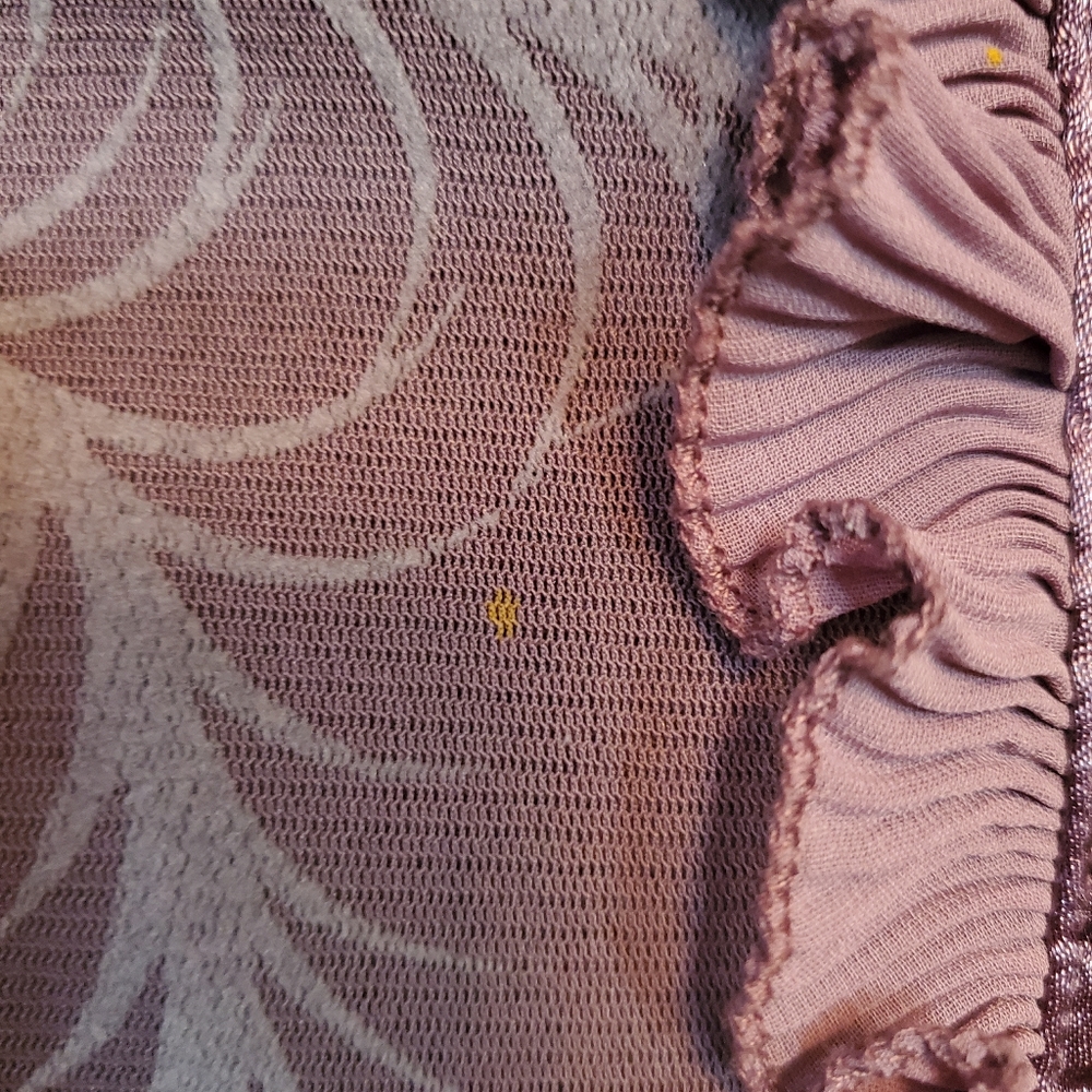 Patterned Blouse - Picture 6 of 8